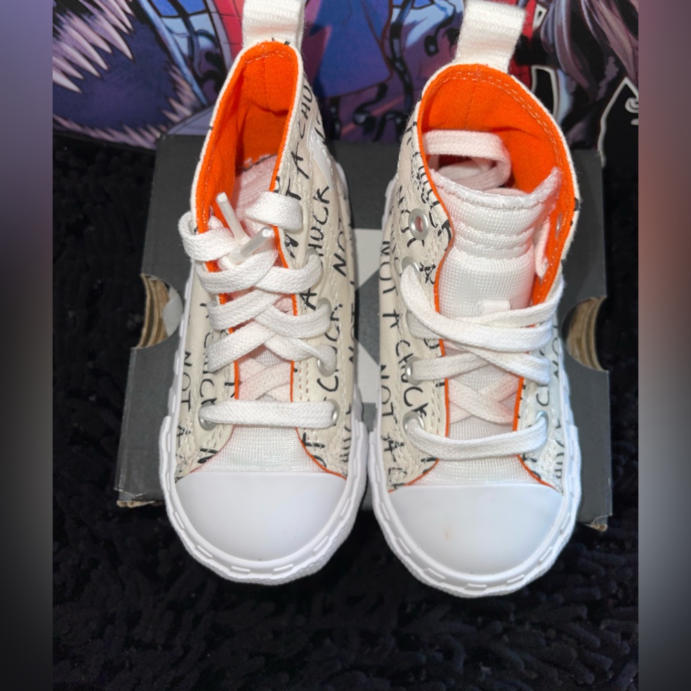 Converse - Picture 11 of 13